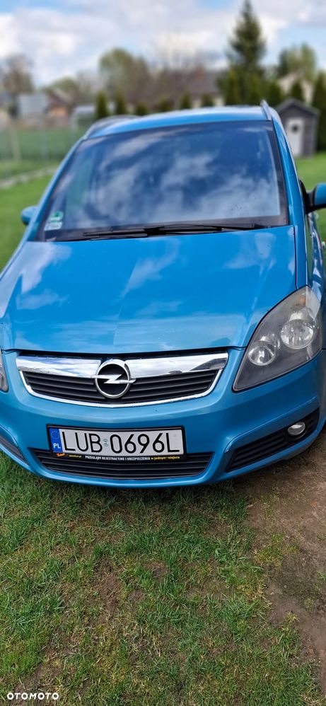 Opel Zafira 2.0 T Sport - 4