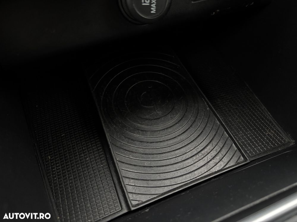 Volvo XC 40 D4 AWD Geartronic - 10