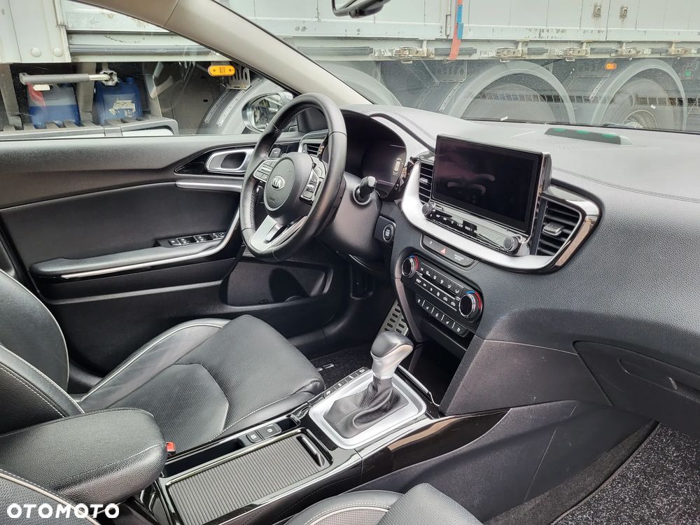 Kia Ceed 1.6 GDI PHEV XL DCT - 33