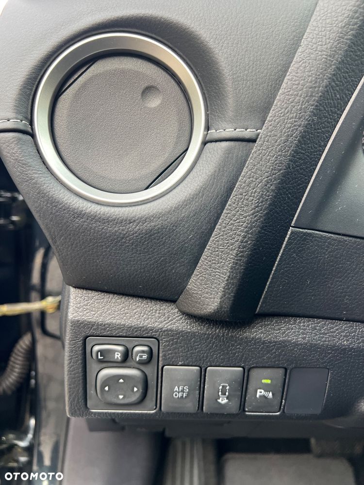 Toyota Auris 1.8 HSD Luna - 34