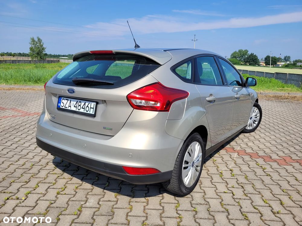 Ford Focus 1.0 EcoBoost Gold X (Trend) - 10