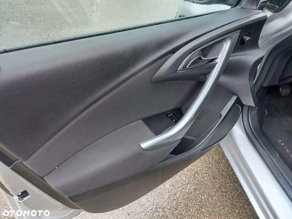 Opel Astra 1.4 Turbo - 15