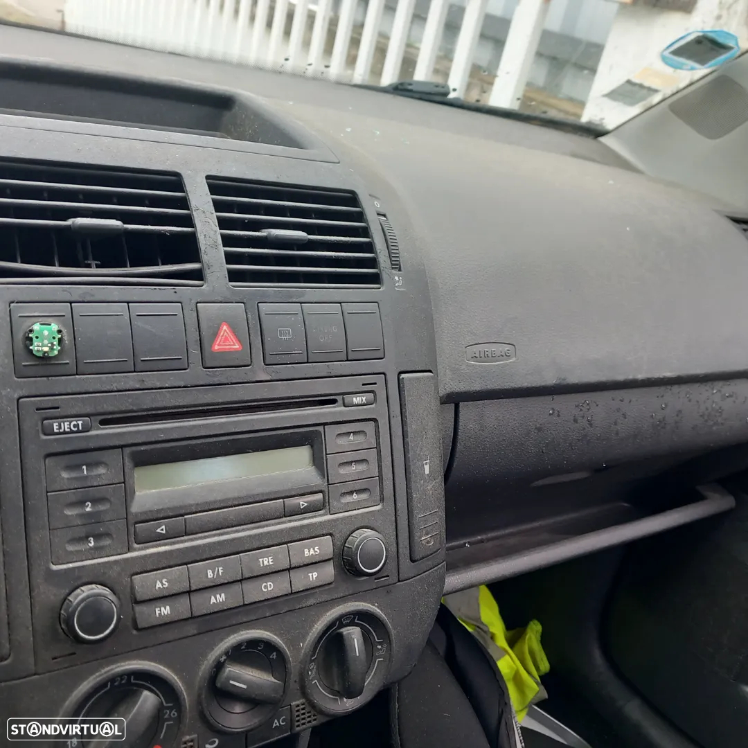 vw polo 9n  9n2 para pecas ( ja nao tenho a frente ) - 3