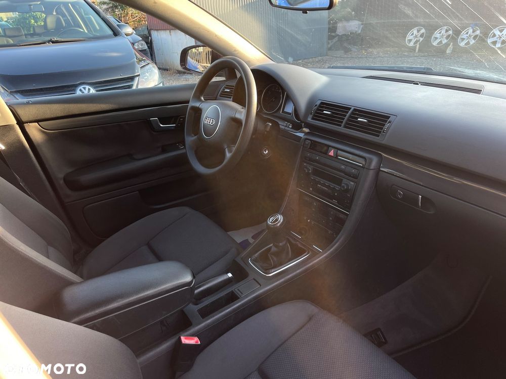 Audi A4 Limousine 1.8T - 23