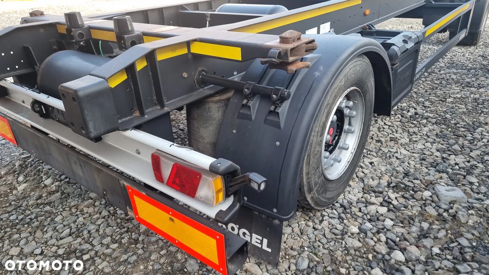 Kögel 18.500zł netto PRZYCZEPA 2017 rok KOGEL BDF JUMBO OPONY R19.5 SAF ST.bdb - 4