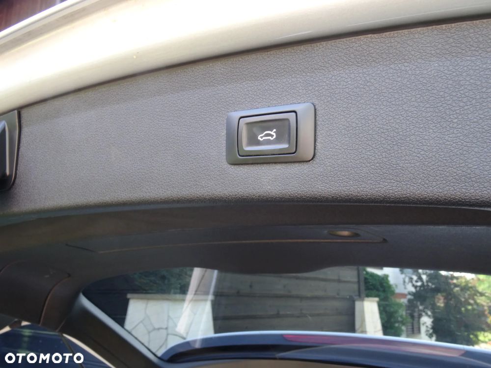 Audi Q5 2.0 TDI quattro S tronic - 36