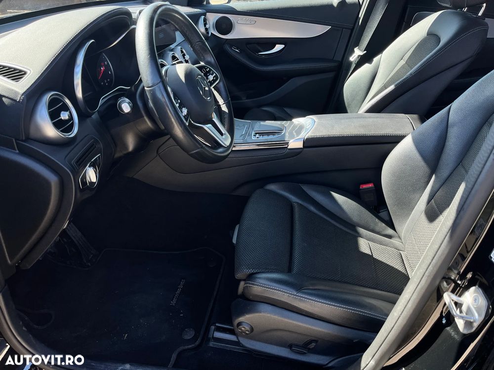 Mercedes-Benz GLC 300 d 4MATIC 9G-TRONIC - 10