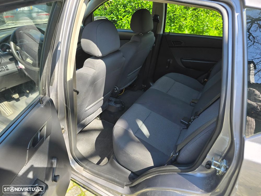 Chevrolet Aveo 1.2 LS Bi-Fuel - 9