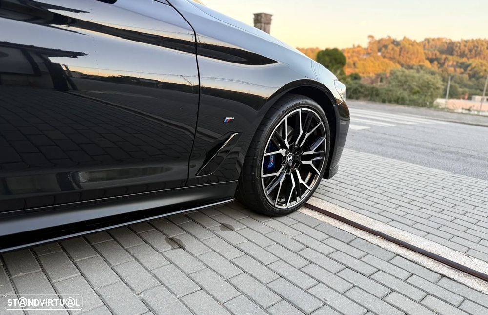 BMW 530 e Pack Desportivo M - 18