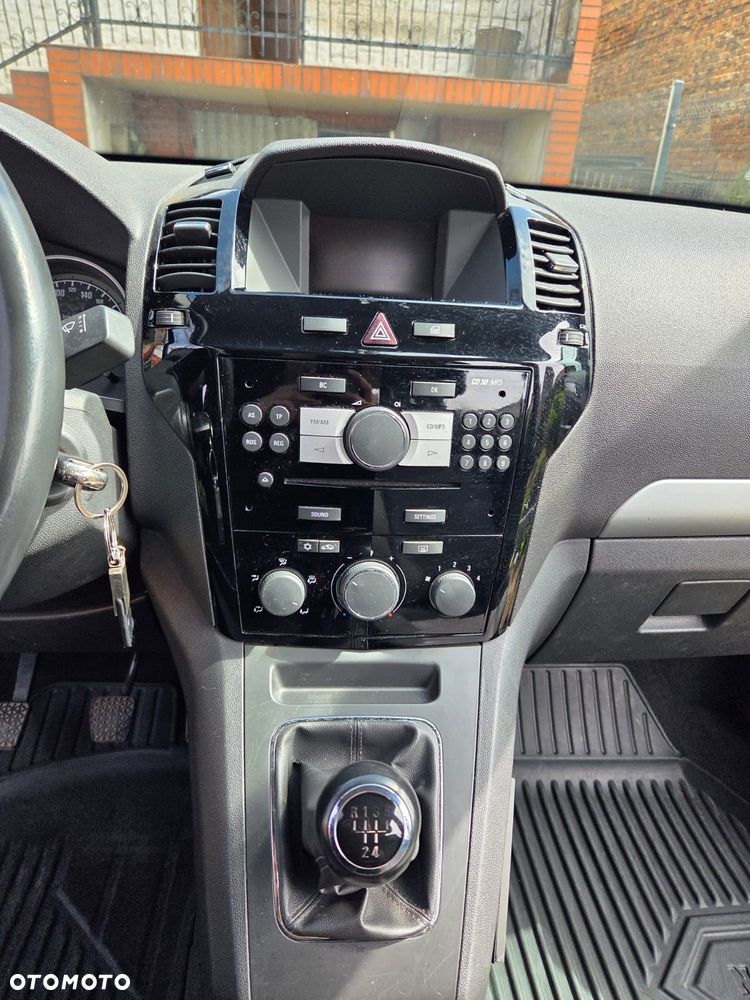 Opel Zafira 1.6 - 14