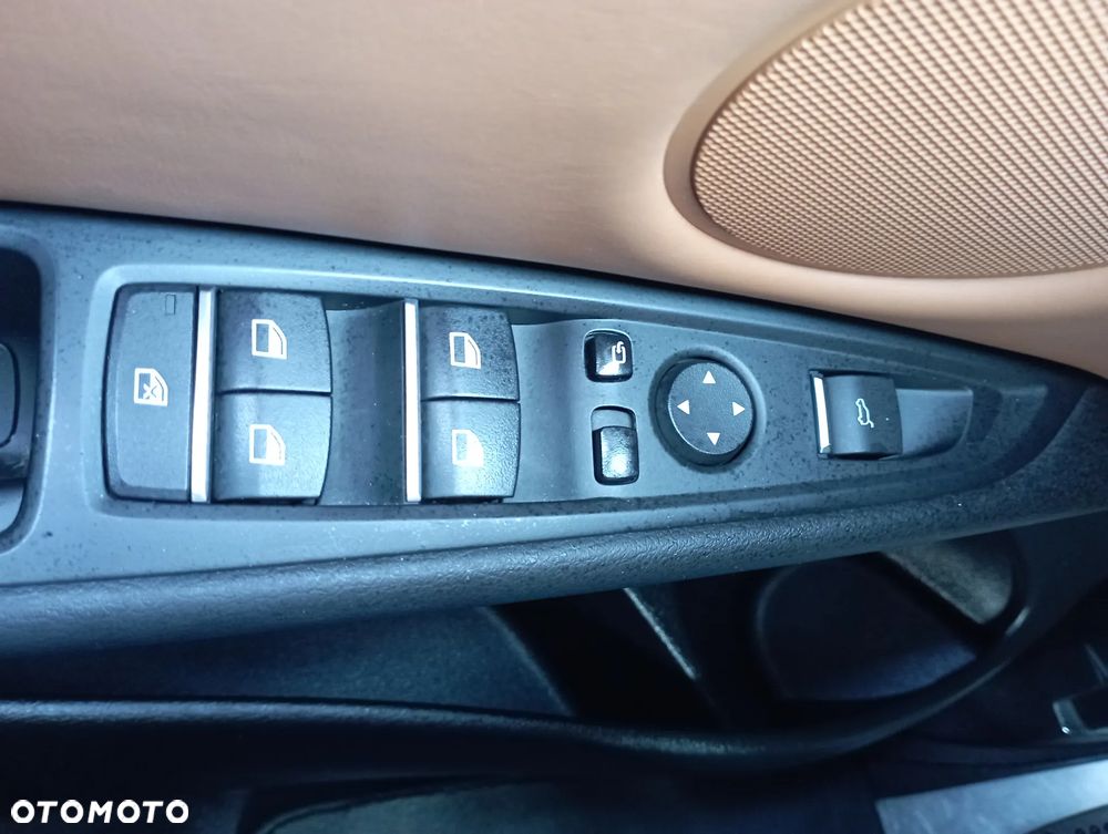 BMW X6 xDrive30d - 29