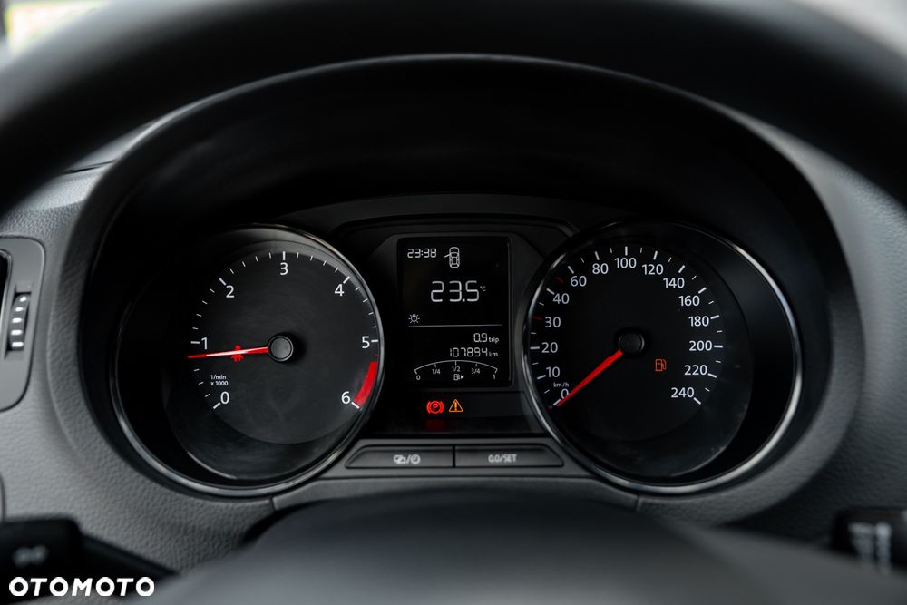 Volkswagen Polo 1.4 TDI Blue Motion - 29