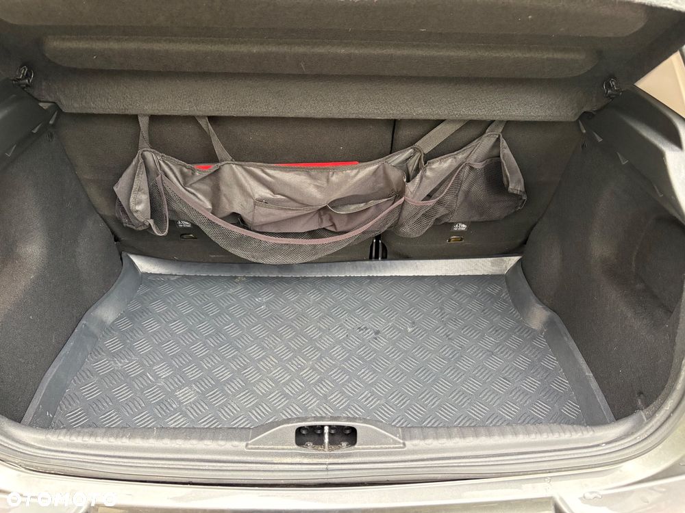 Citroën C3 1.2 PureTech Shine - 10