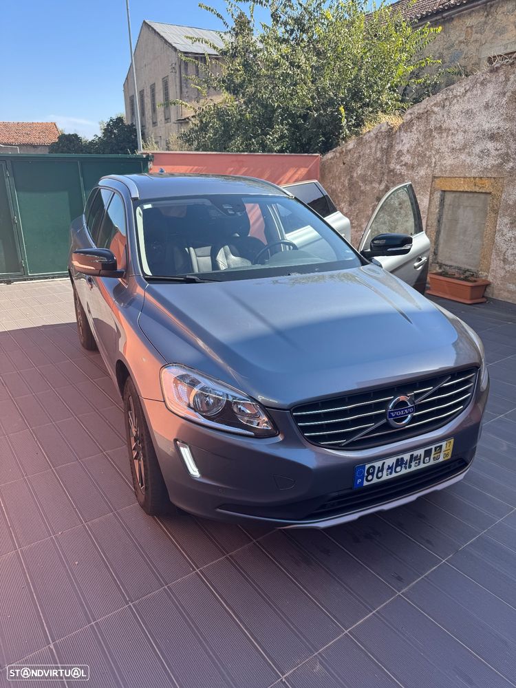 Volvo XC 60 2.0 D4 Momentum - 17