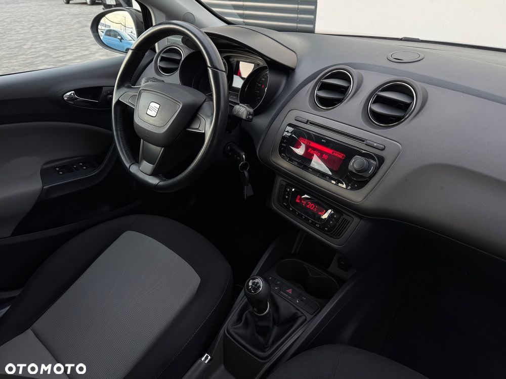 Seat Ibiza 1.4 16V Style - 30