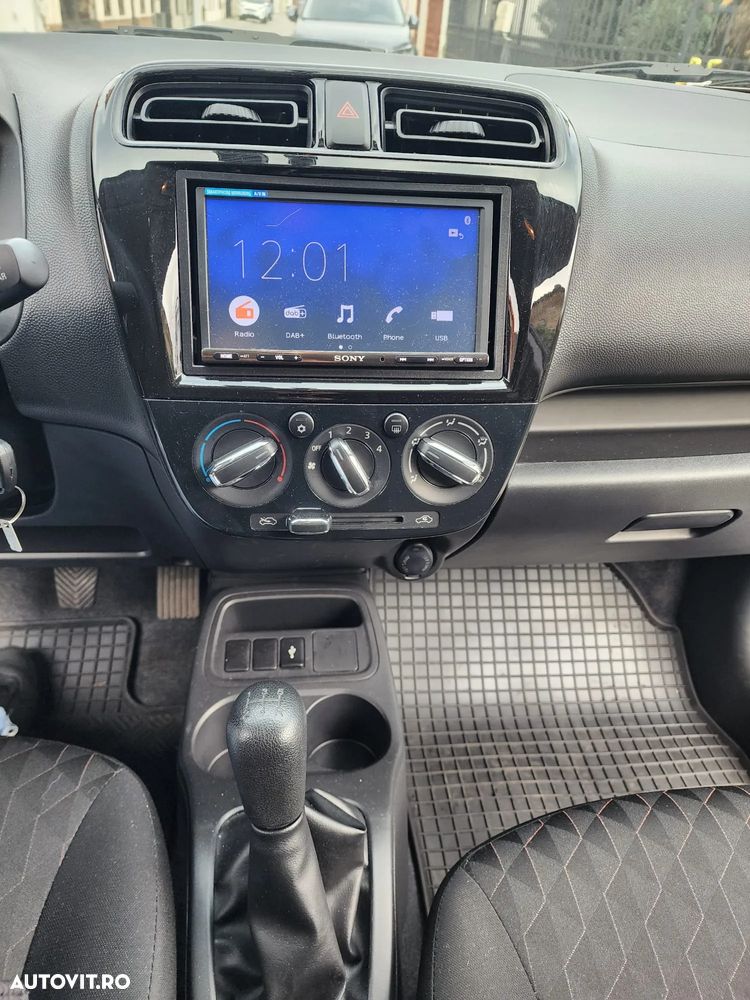 Mitsubishi Space Star 1.2 2WD MT Inform - 10