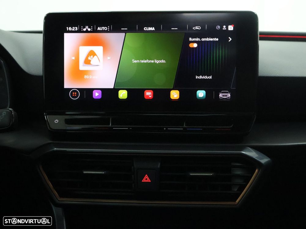 Cupra Leon ST 1.5 eTSI MID DSG - 22