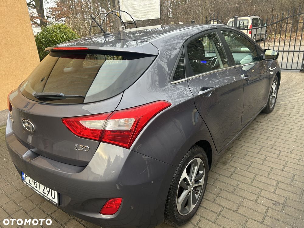 Hyundai i30 1.6 CRDI Style - 8