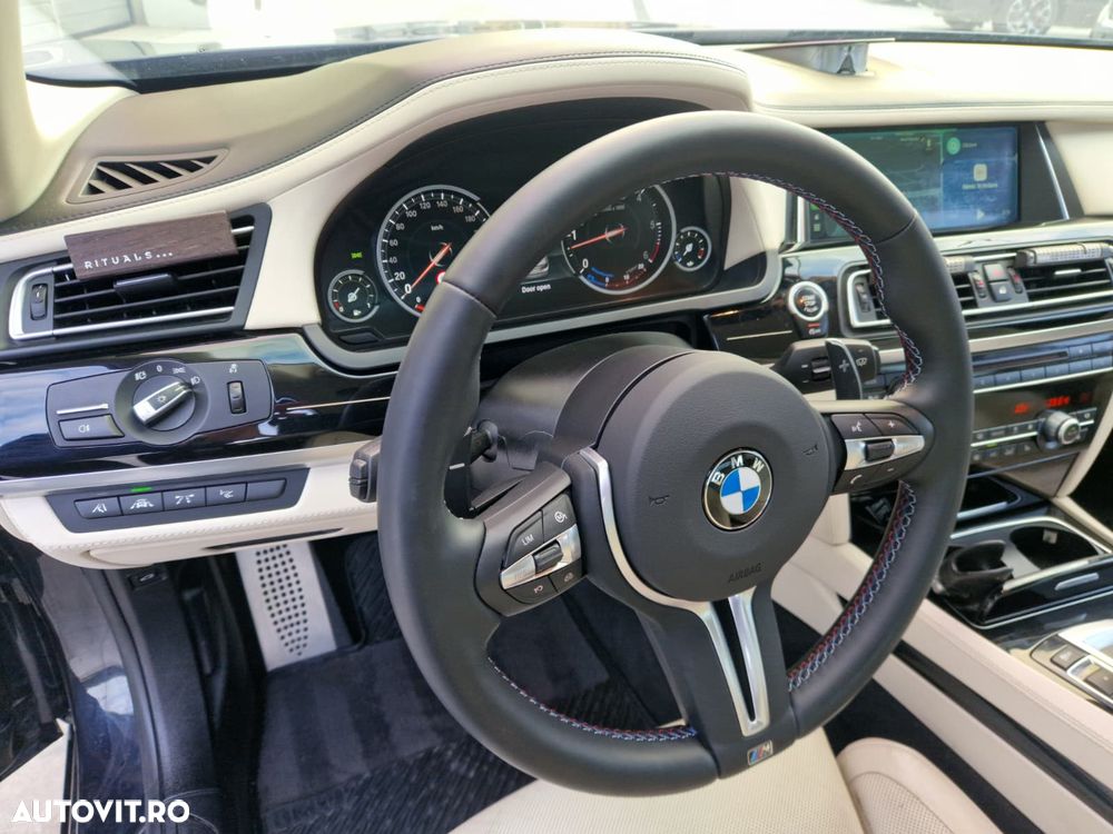 BMW Seria 7 730d BluePerformance Edition Exclusive - 24