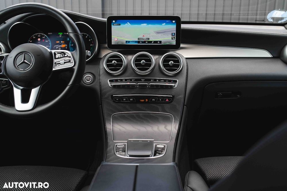Mercedes-Benz GLC 350 e 4Matic 7G-TRONIC AMG Line - 15