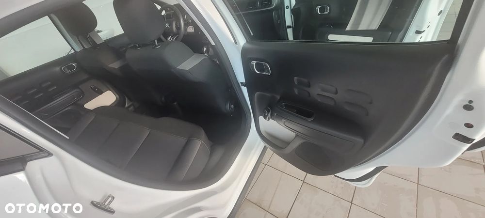 Citroën C3 1.2 PureTech Feel - 11