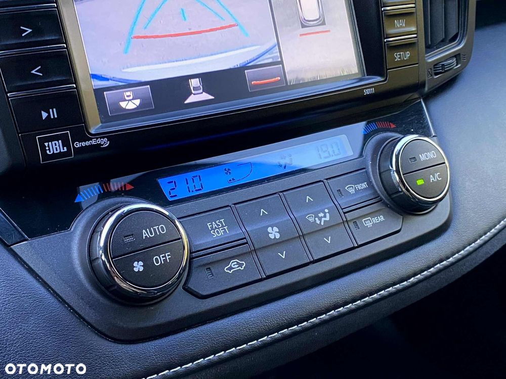 Toyota RAV4 Hybrid Premium 4x2 - 20