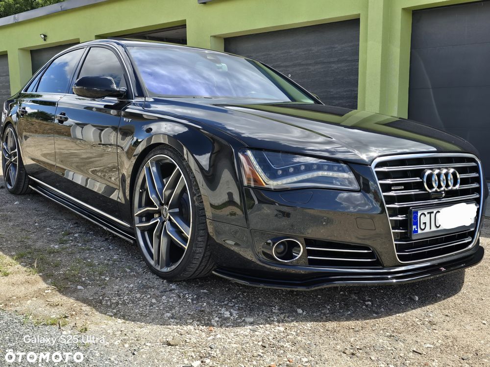Audi A8 - 1