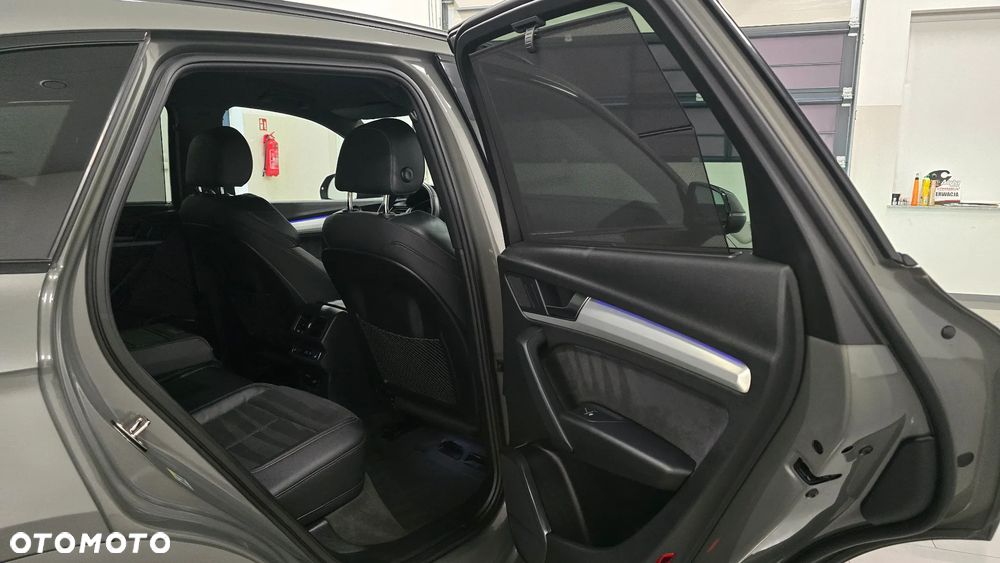 Audi Q5 TDI quattro 150 kW S tronic edition one magnesiumgrau - 6