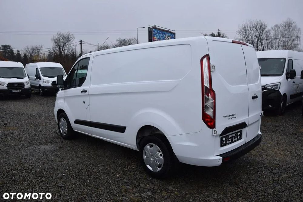 Ford TRANSIT CUSTOM ​*L1H1*KLIMA*TEMPOMAT*NAWIGACJA*CZUJNIKI* - 9
