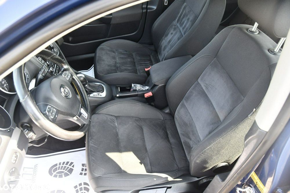 Volkswagen Golf - 14