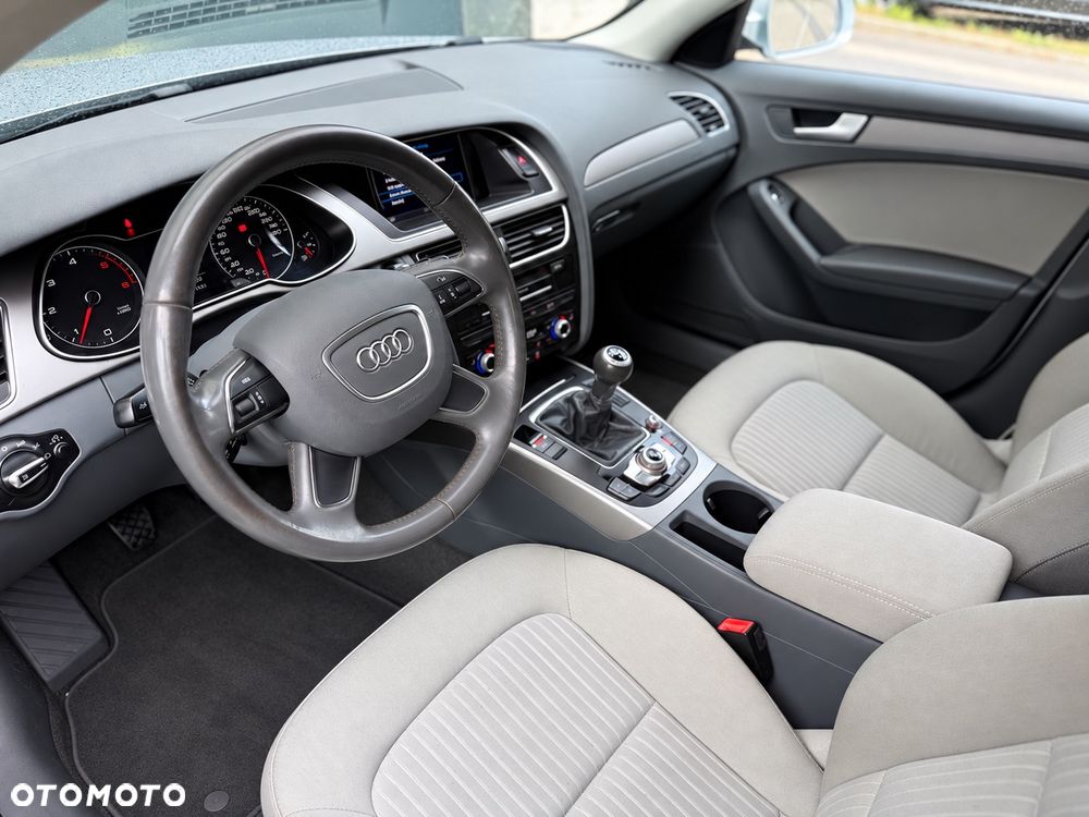 Audi A4 Avant - 9