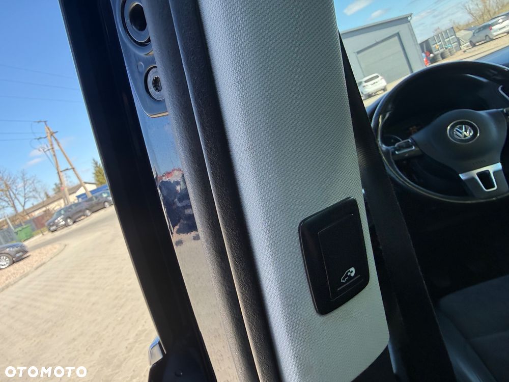 Volkswagen Sharan 2.0 TDI 4Motion BlueMotion Technology Highline - 19