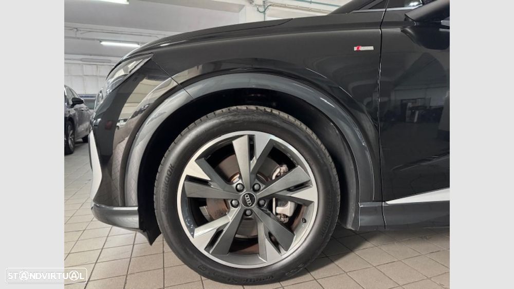 Audi Q4 e-tron 45 82 kWh SE Business Plus - 25