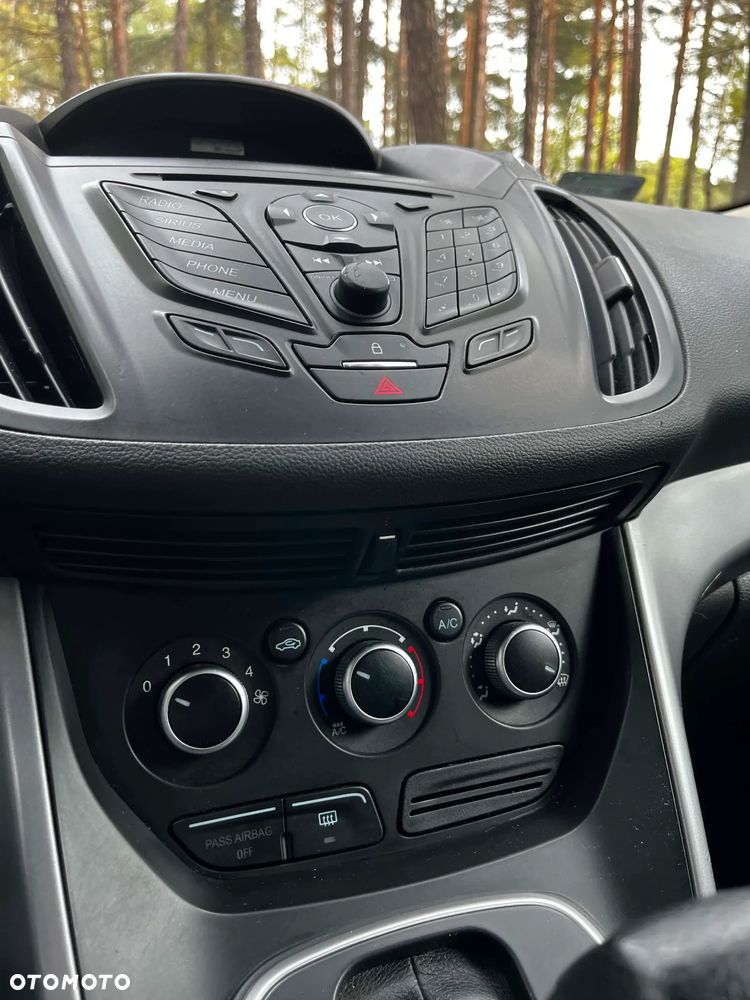 Ford Escape - 16