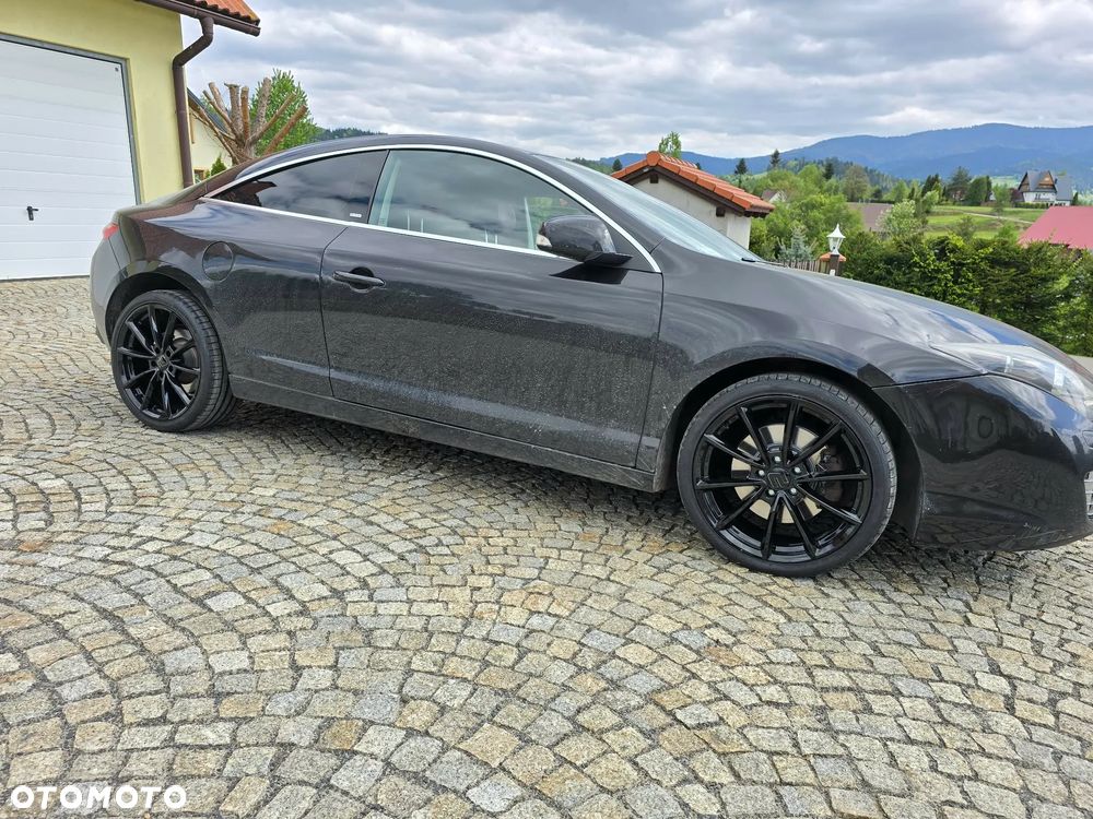 Renault Laguna 2.0 dCi GT - 2