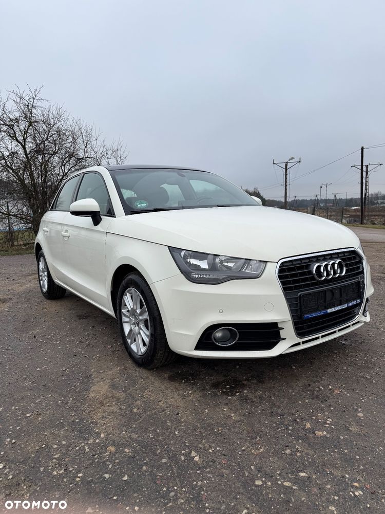 Audi A1 Sportback 1.6 TDI S line edition - 1