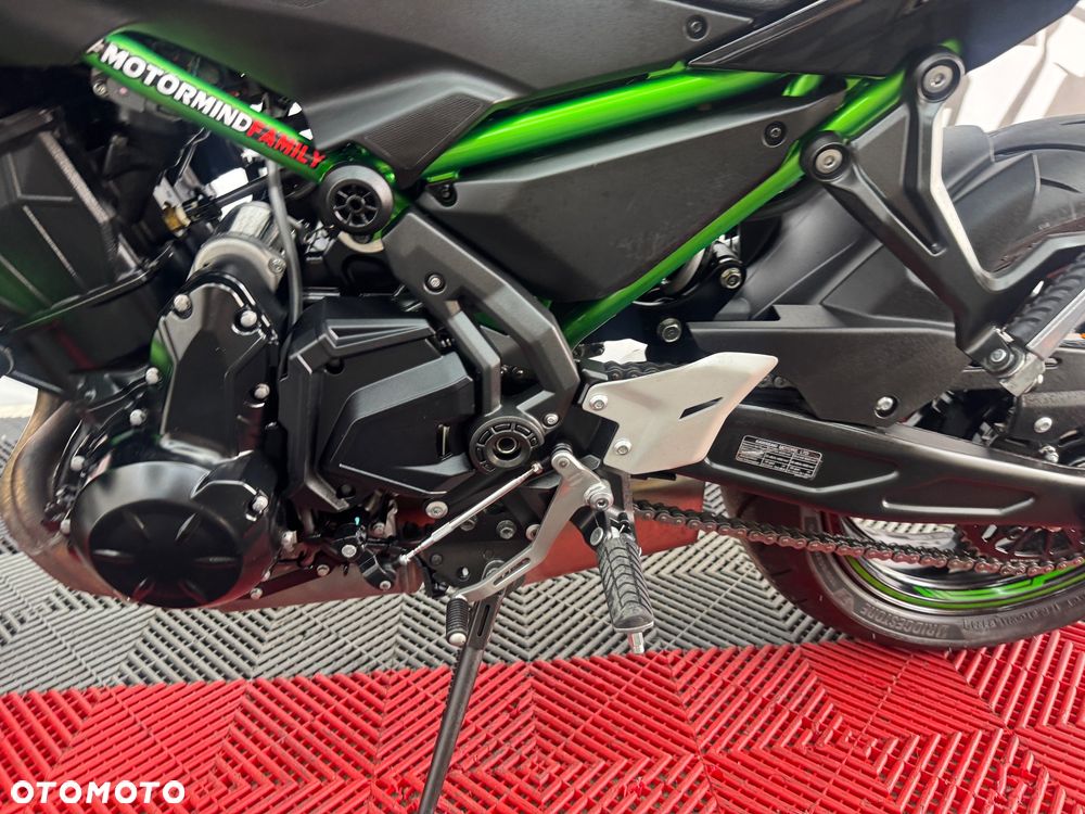 Kawasaki Z 650 - 16