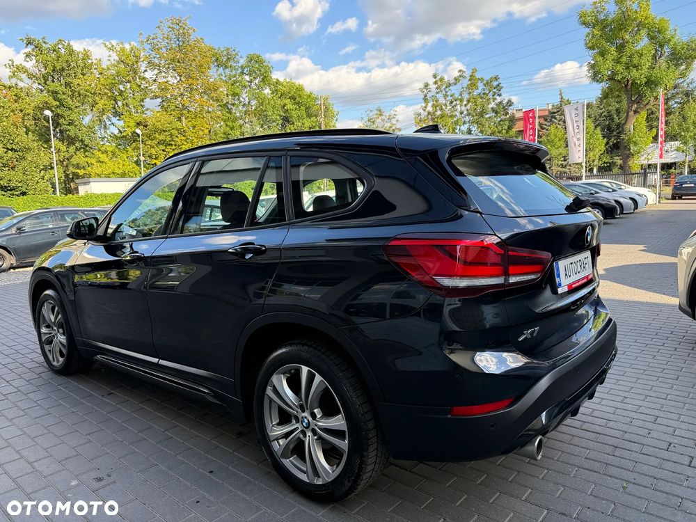 BMW X1 sDrive18i Sport Line - 27