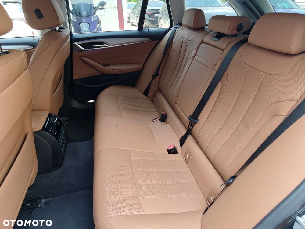 BMW Seria 5 - 10