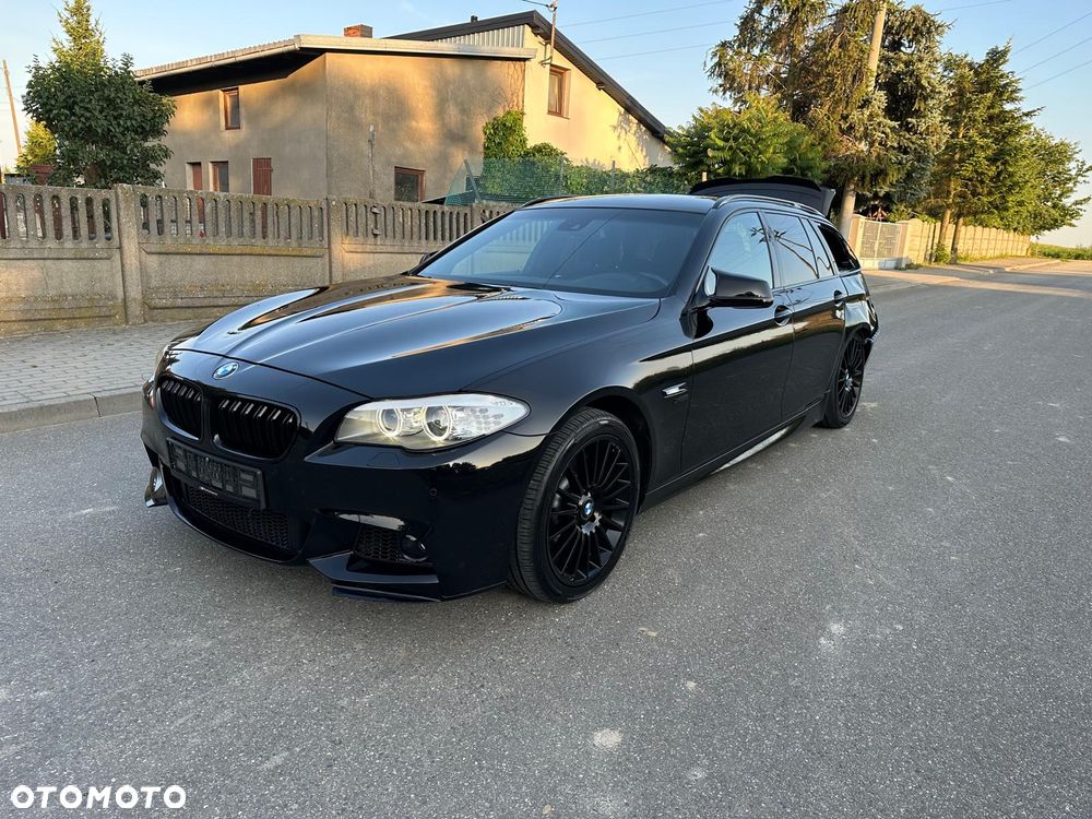 BMW Seria 5 525d xDrive Sport-Aut - 3