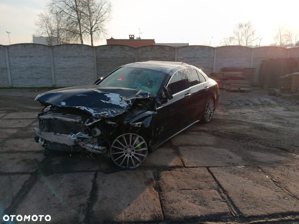 Mercedes-Benz Klasa C 250 (BlueTEC) d 7G-TRONIC AMG Line - 10