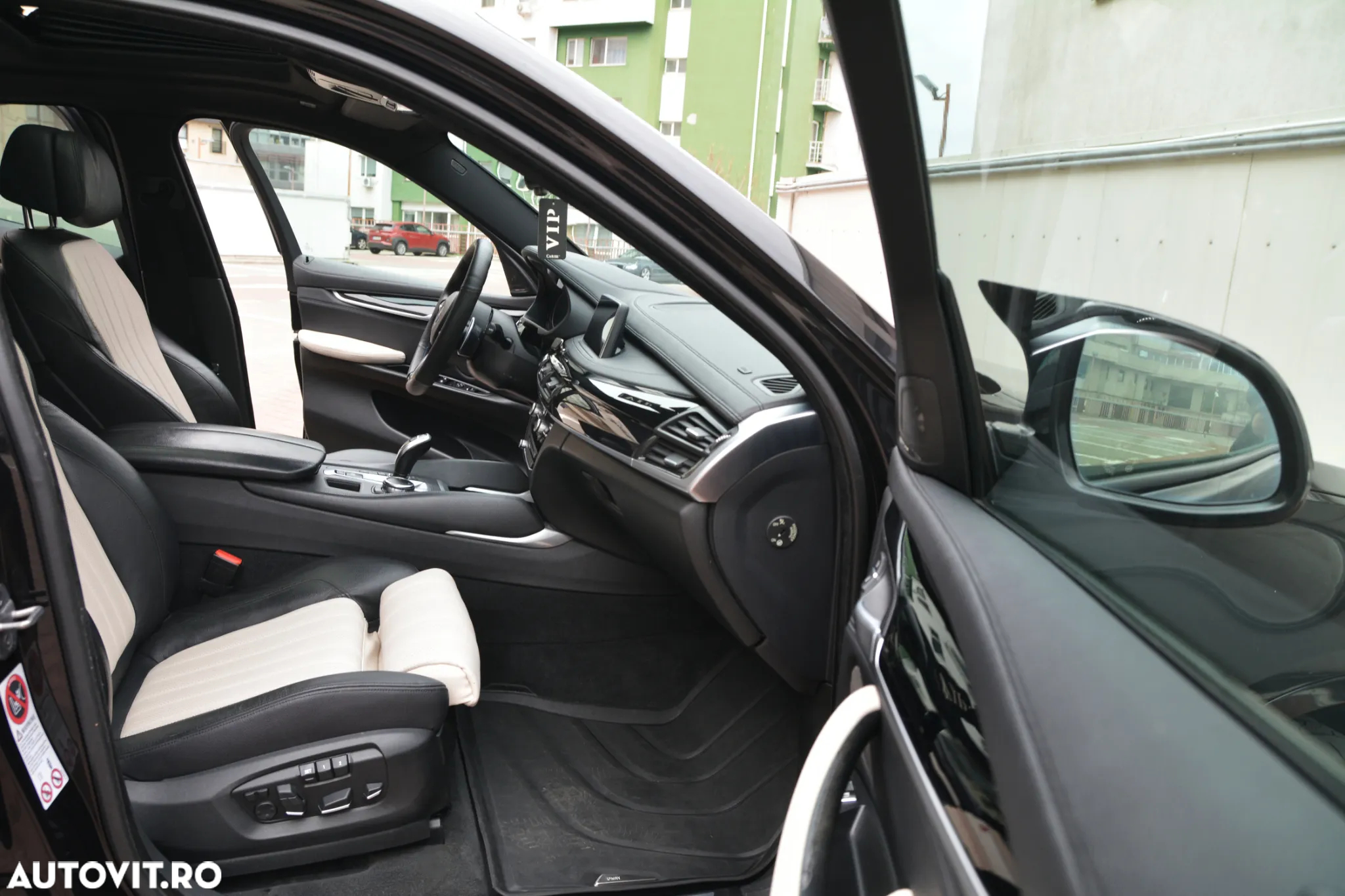 BMW X6 xDrive30d - 11