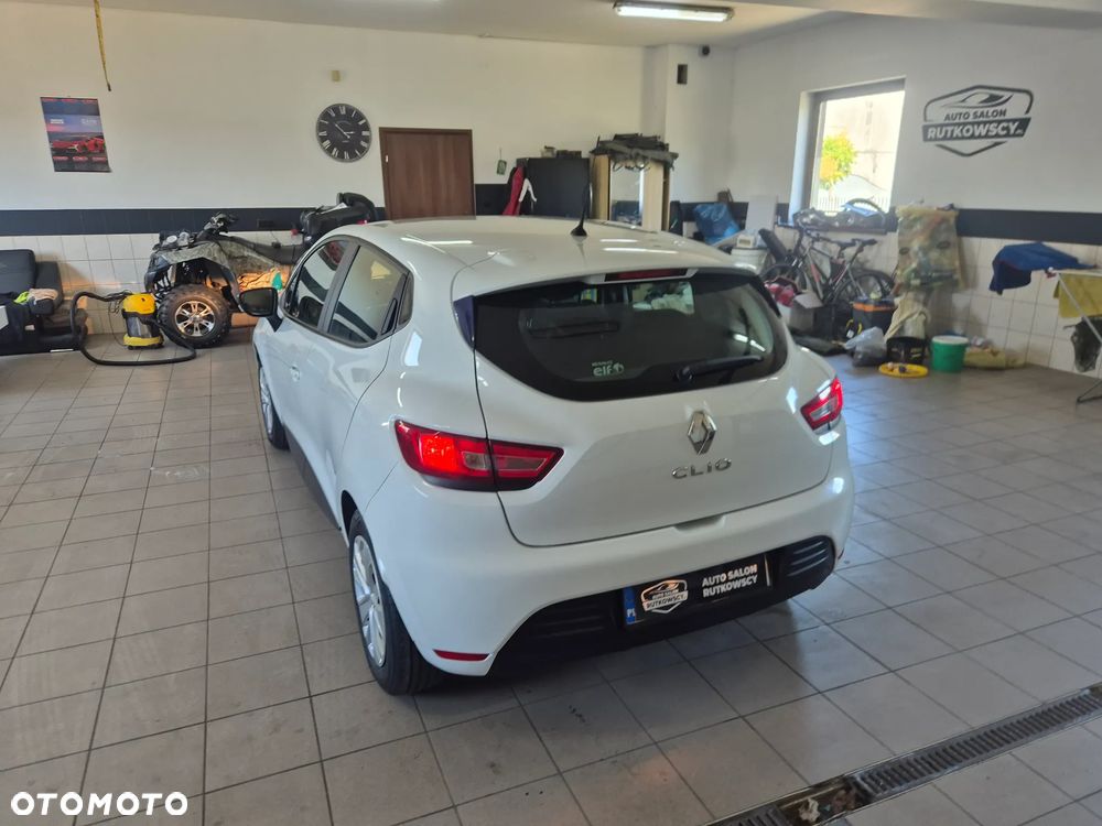 Renault Clio - 7