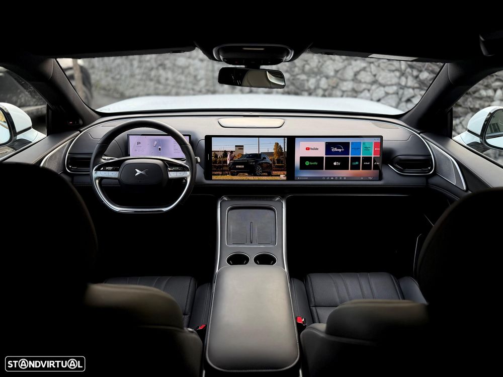 Xpeng G9 98 kWh Long Range - 23