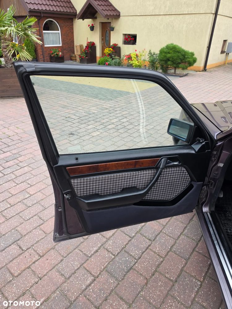 Mercedes-Benz W124 (1984-1993) - 7