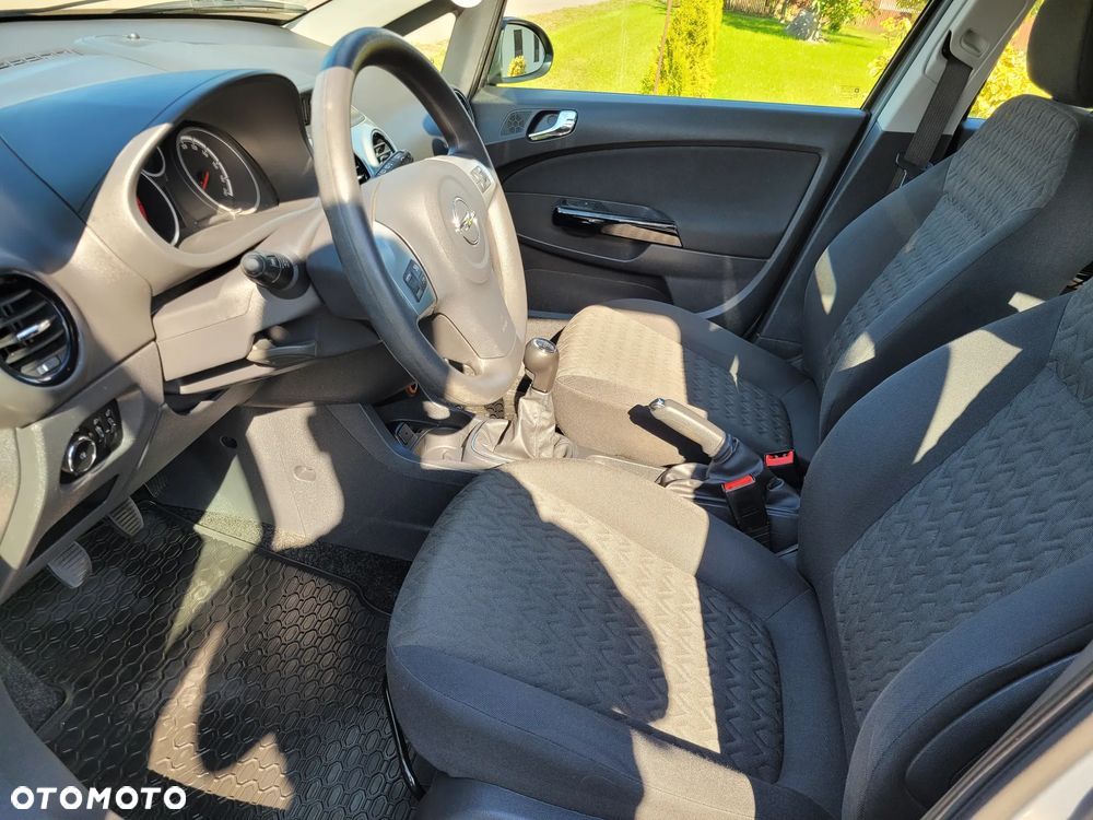 Opel Corsa 1.2 16V Enjoy - 9