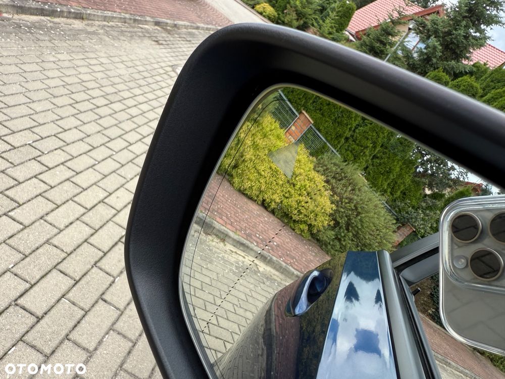 BMW Seria 3 318d Sport Line - 27