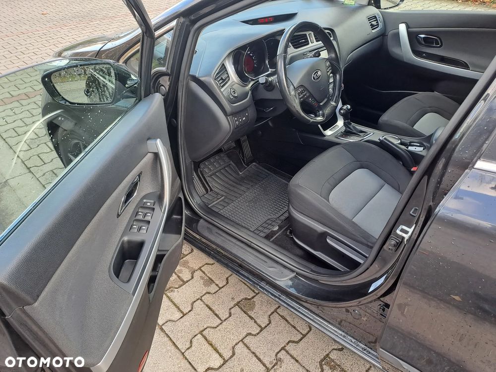Kia Ceed Cee'd 1.6 GDI L DCT - 4