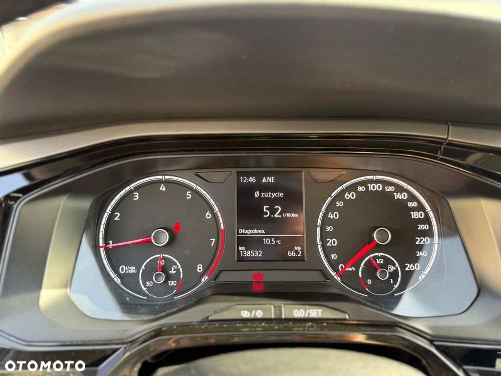 Volkswagen Polo 1.0 TSI - 11