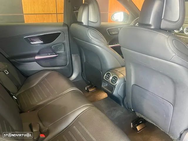 Mercedes-Benz C 300 e AMG Line - 39